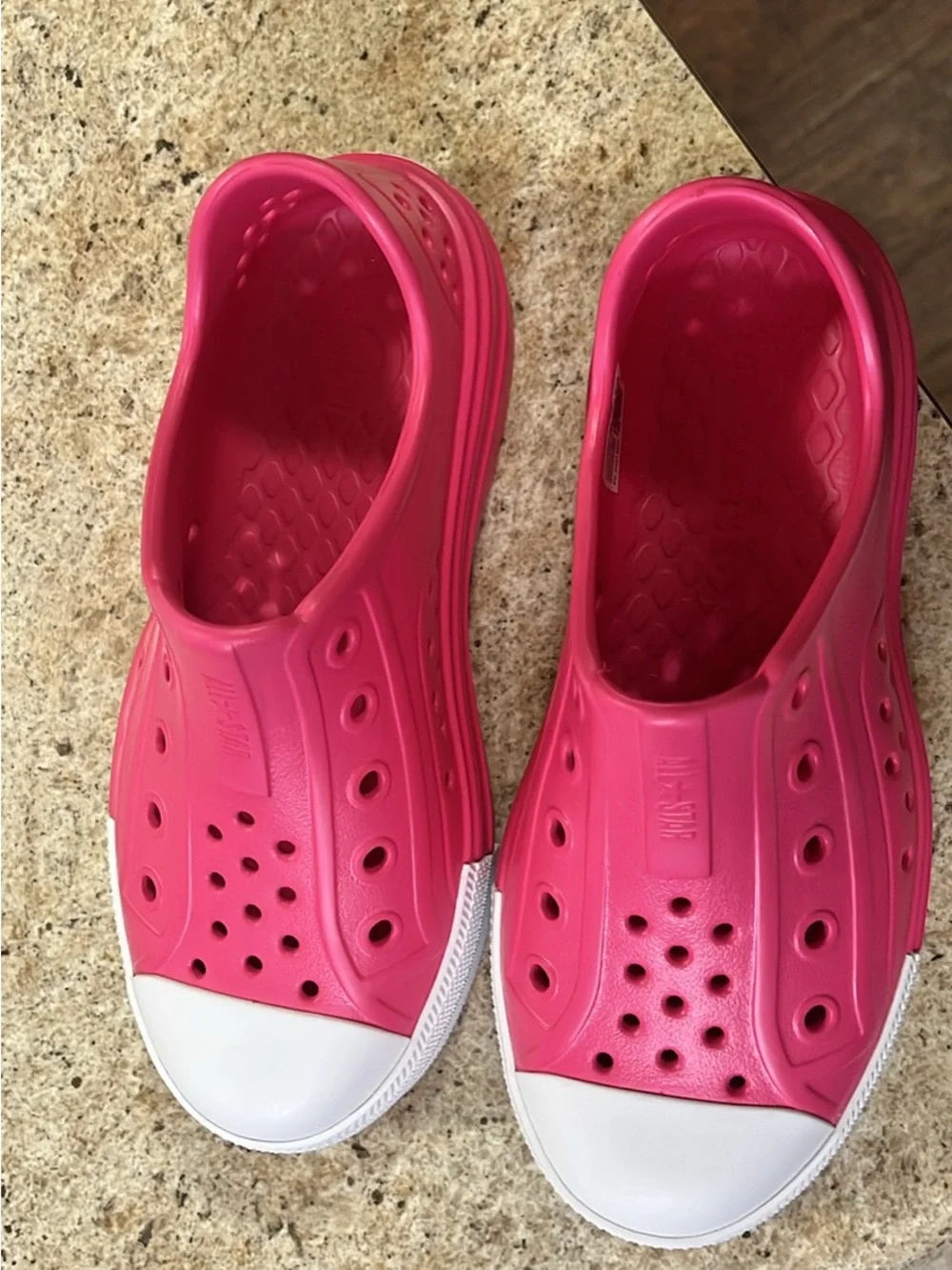 Converse Kids Pink Slip-On Shoes with White Toe Youth Size 3